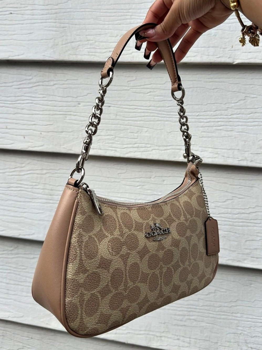 Coach Teri Shoulder Bag In Signature Canvas NWOT Silver/Tan/Taupe - Picture 2 of 11